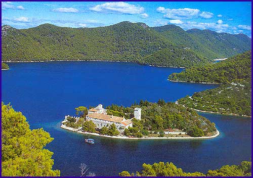 Kroatien Insel Mljet Villa Mungos Kroatien Insel Mljet Villa Mungos Kroatien Insel Mljet Villa Mungos Zimmer Villa Mungos Mljet Appartement Mljet Ferien Mljet Urlaub Mljet Ferienhaus Mljet Ferienwohnung Mljet Odisej Grotte  National Park Mljet